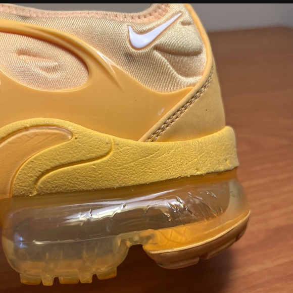 Nike Vapormax Plus Yolk